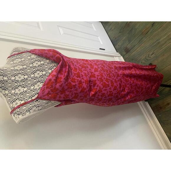 Dex satin slip dress size M red pink floral - Picture 3 of 6